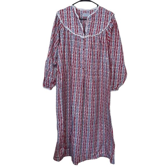 Lanz of Salzburg Tyrolean Flannel Nightgown Red And Blue Hearts Size M Cozy - Picture 1 of 11